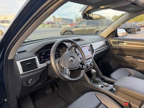 Used 2019 Volkswagen Atlas SEL image 20