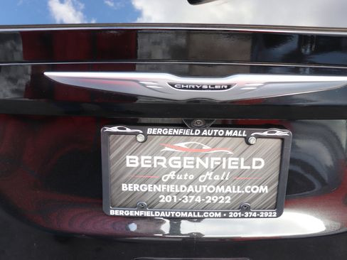 Used 2023 Chrysler Voyager LX image 51