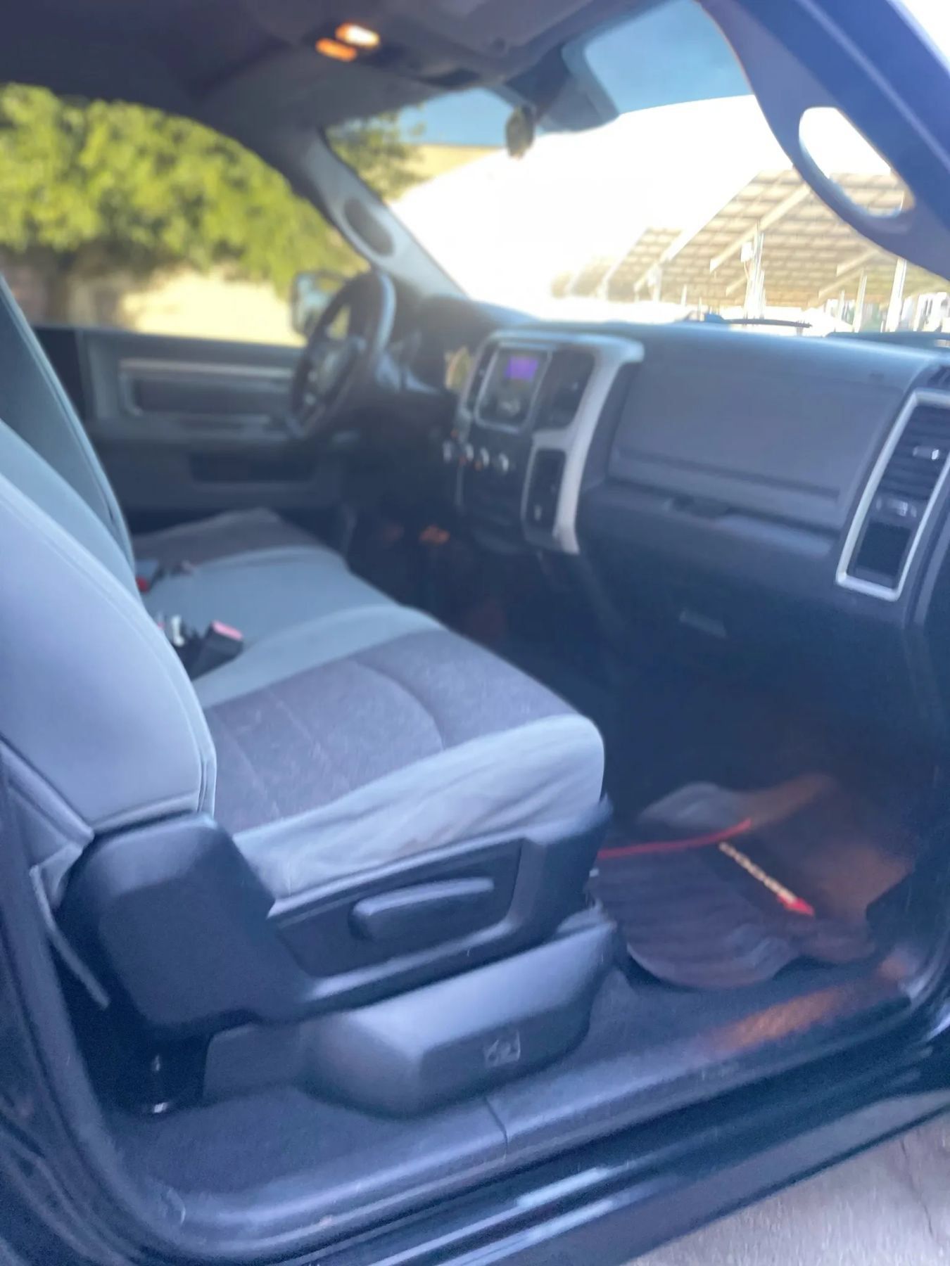 Used 2013 RAM 1500 Classic SLT RWD image 31