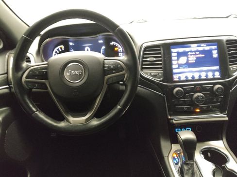 Used 2021 Jeep Grand Cherokee Limited image 22