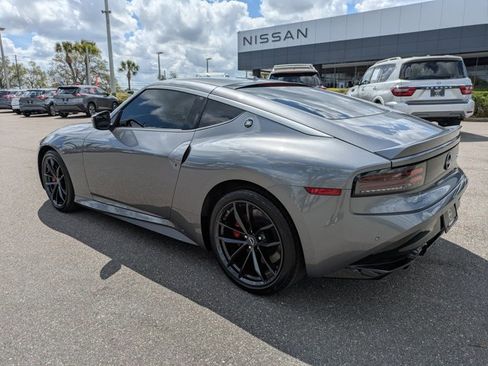Certified 2025 Nissan Z Performance w/ Floor Mat Package RWD image 6
