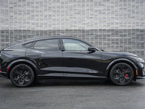 New 2025 Ford Mustang Mach-E GT image 4