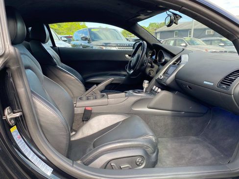Used 2009 Audi R8 V8 image 5