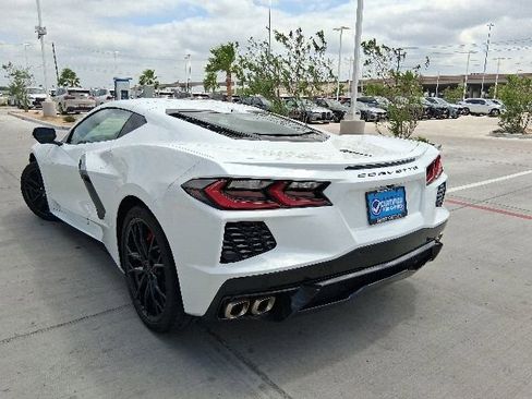 Used 2025 Chevrolet Corvette Stingray Coupe w/ 1LT RWD image 4