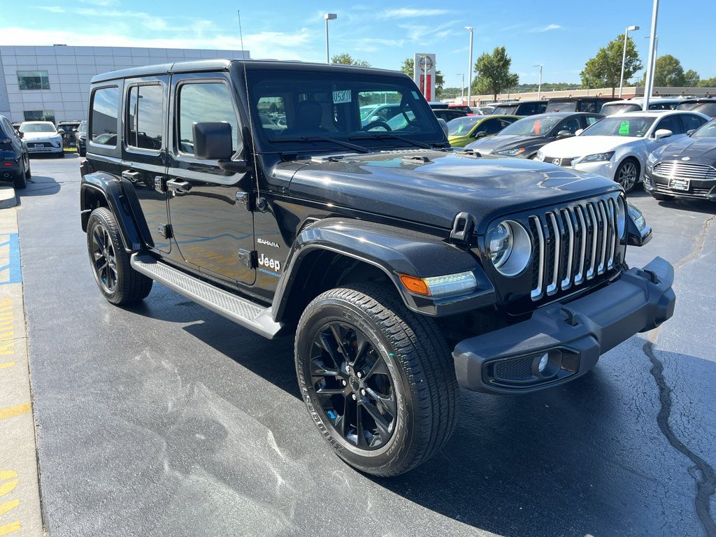 Used 2023 Jeep Wrangler Unlimited Sahara AWD/4WD image 6