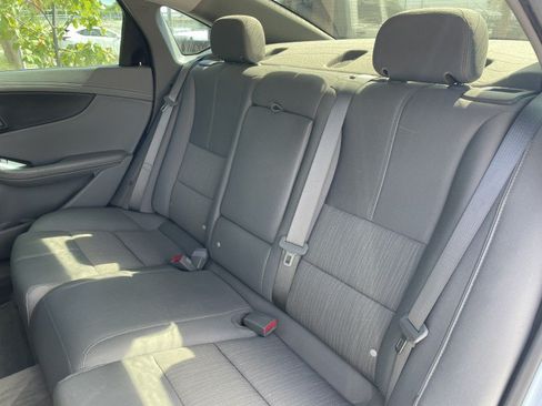 Used 2015 Chevrolet Impala LS w/ LS Convenience Package FWD image 11