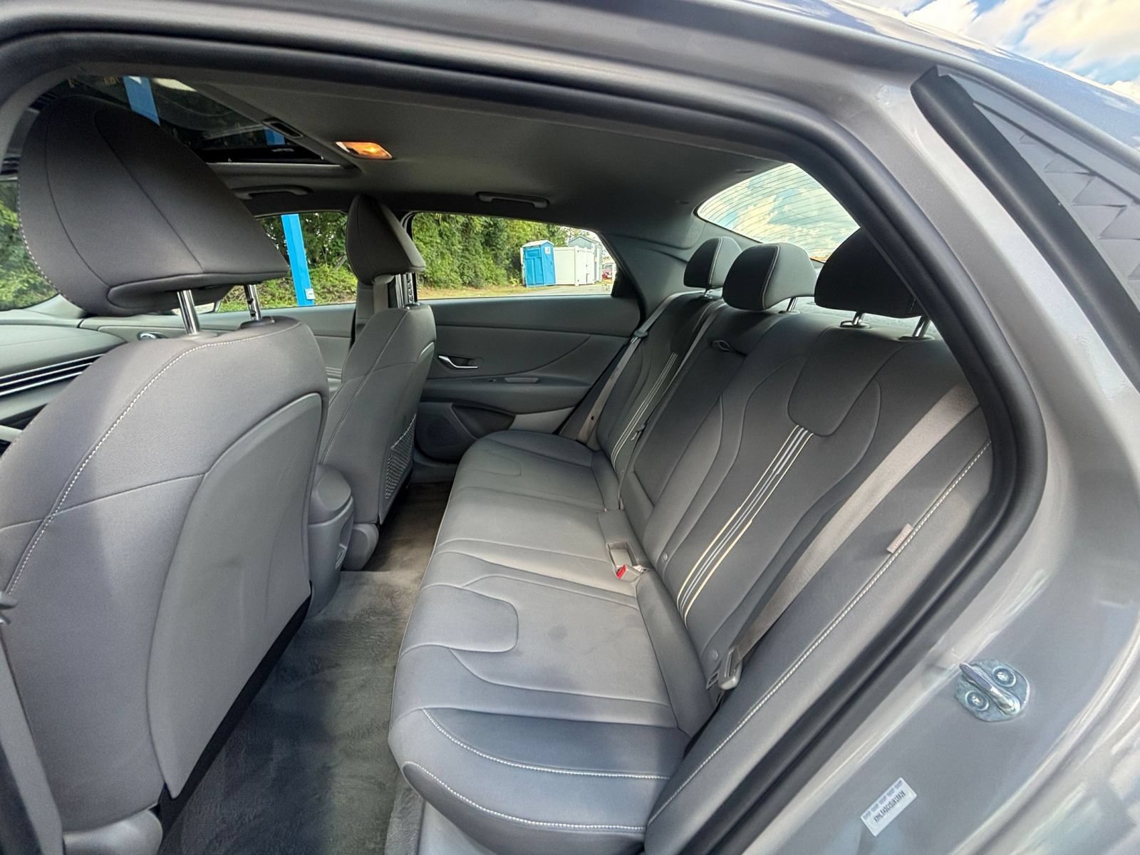 Used 2025 Hyundai Elantra SEL FWD image 26