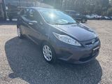 Used 2013 Ford Fiesta SE image 2
