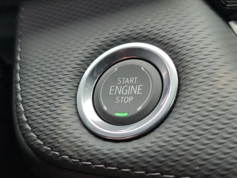 New 2026 Chevrolet Equinox LT w/ Safety and Technology Package FWD image 23