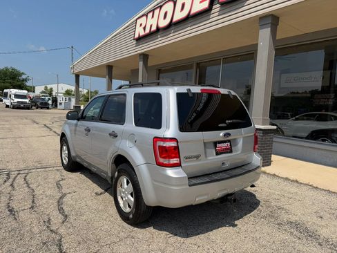 Used 2010 Ford Escape XLT FWD image 3