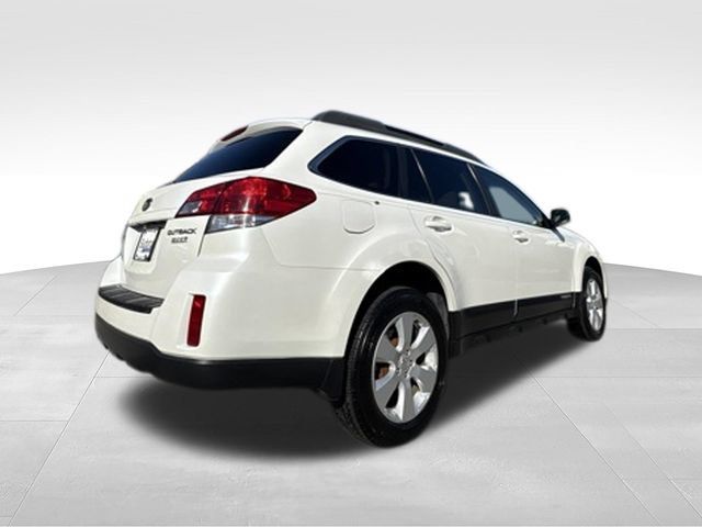 Used 2010 Subaru Outback 2.5i Premium AWD/4WD image 7