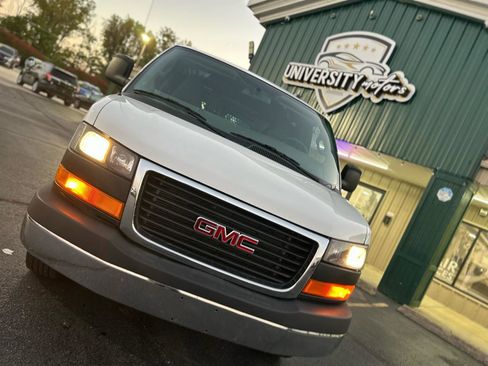 Used 2022 GMC Savana 2500 w/ Driver Convenience Package RWD image 9