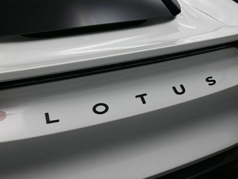 New 2026 Lotus Emira SE image 15