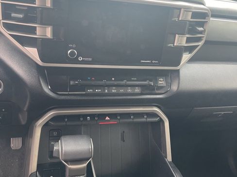 Used 2022 Toyota Tundra SR5 image 12