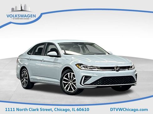 New 2025 Volkswagen Jetta SE image 1