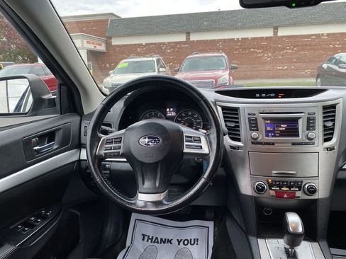 Used 2014 Subaru Outback 2.5i Premium image 10