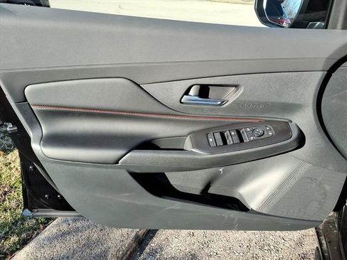 New 2026 Nissan Sentra SR w/ Floor Mat Package image 6