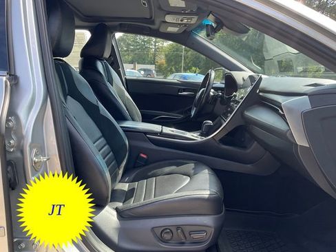 Used 2019 Toyota Avalon Touring image 15