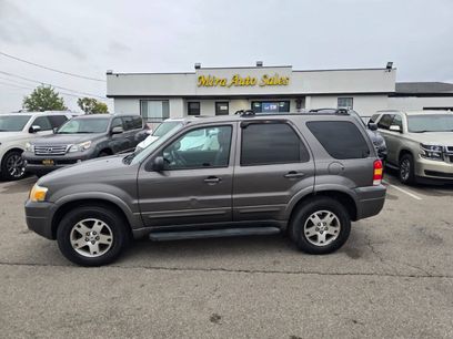 Used 2005 Ford Escape Limited