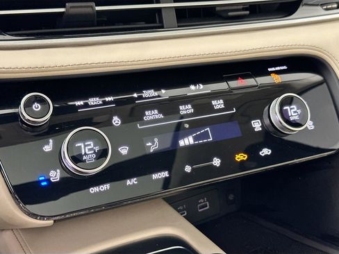 Used 2023 INFINITI QX60 Luxe w/ Cargo Package image 16