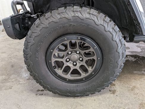 Used 2023 Jeep Wrangler Unlimited Rubicon 392 AWD/4WD image 14