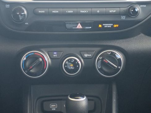 New 2026 Hyundai Venue SE FWD image 22