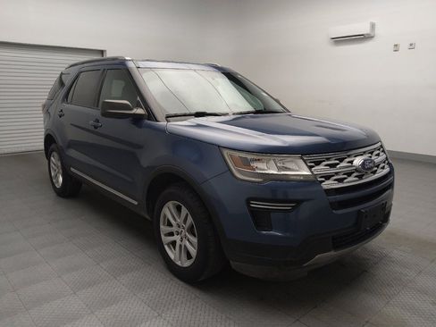 Used 2019 Ford Explorer XLT AWD/4WD image 13