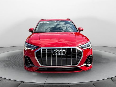 Used 2022 Audi Q3 2.0T Premium Plus AWD/4WD image 2