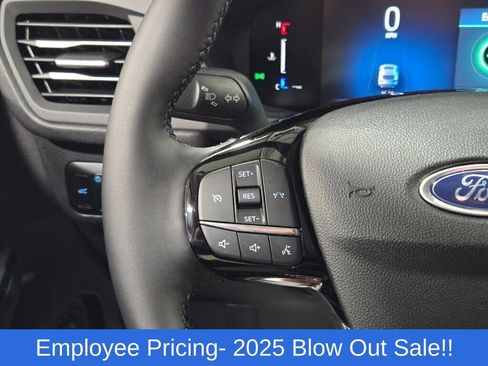 New 2025 Ford Escape Active w/ Cold Weather Package FWD image 35
