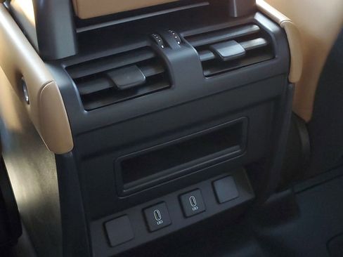 New 2026 Land Rover Defender 110 S image 30