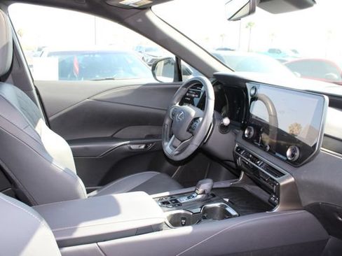 Used 2025 Lexus RX 350 Premium w/ Convenience Package AWD/4WD image 5