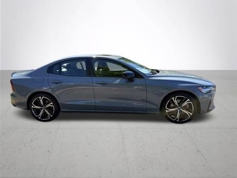 Used 2024 Volvo S60 B5 Core AWD/4WD image 5