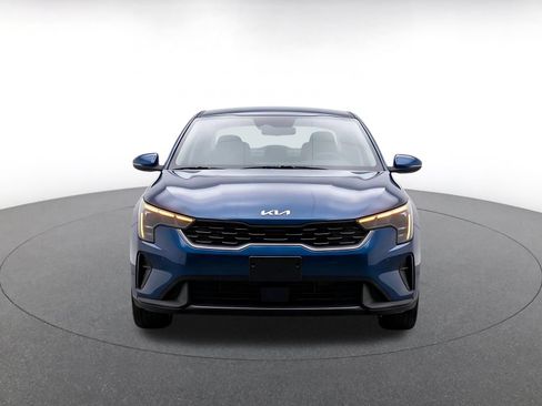 Used 2026 Kia K4 FWD image 2