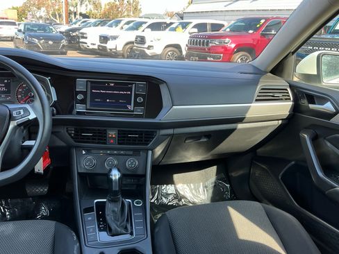 Used 2021 Volkswagen Jetta S FWD image 15