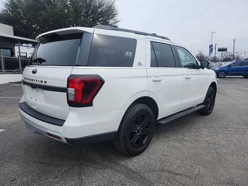 Used 2022 Ford Expedition Timberline image 3
