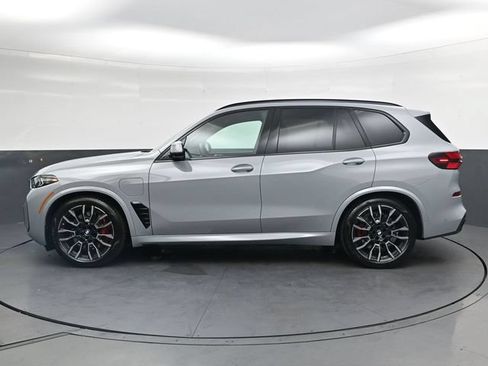 Used 2026 BMW X5 xDrive50e w/ Executive Package AWD/4WD image 9
