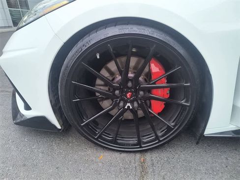 Used 2021 Chevrolet Corvette Stingray Premium Conv w/ Z51 Performance Package image 10