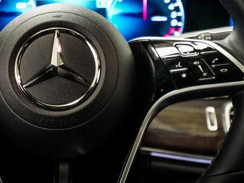 Used 2025 Mercedes-Benz GLE 450e 4MATIC image 15