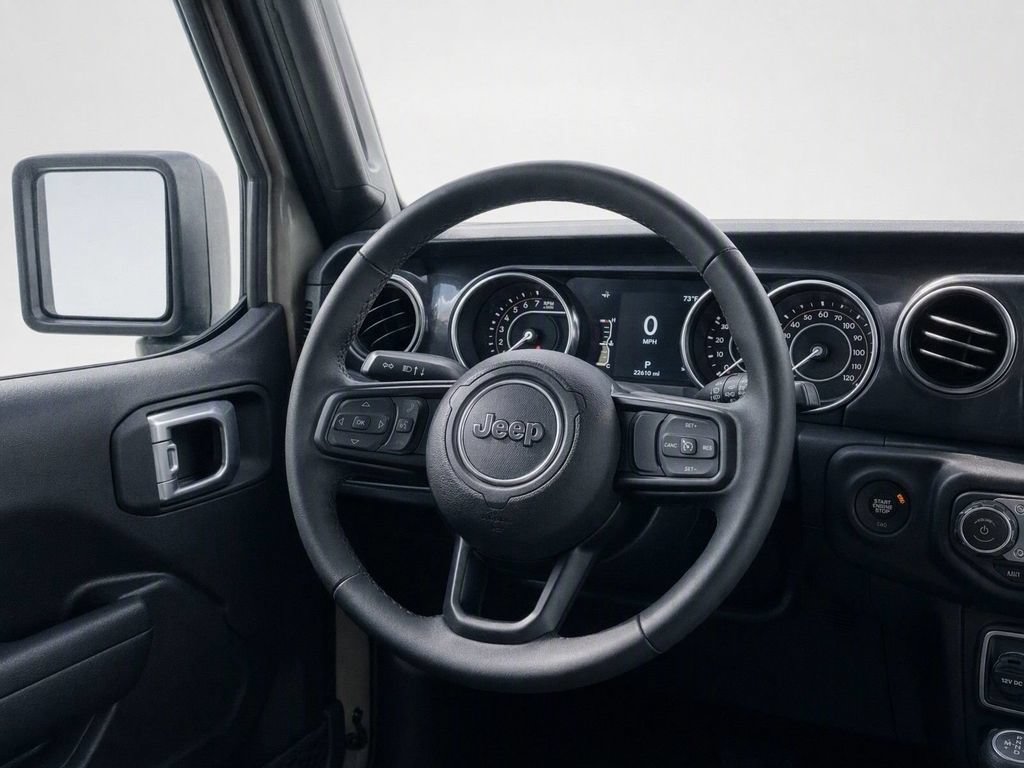 Used 2022 Jeep Gladiator Sport AWD/4WD image 23