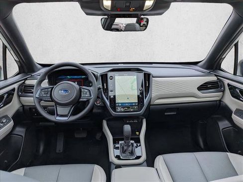 Used 2025 Subaru Forester Limited image 20