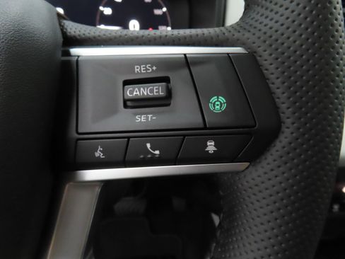 New 2026 Mitsubishi Outlander SE FWD image 13