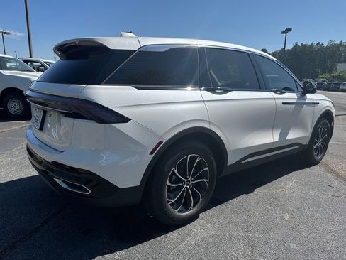 New 2026 Lincoln Nautilus Premier image 5