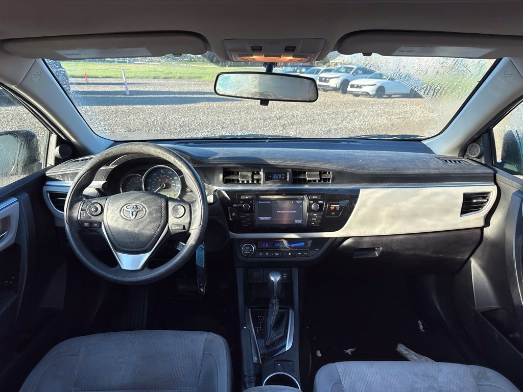 Used 2014 Toyota Corolla LE FWD image 18