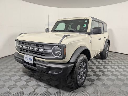 Used 2025 Ford Bronco Big Bend AWD/4WD image 4