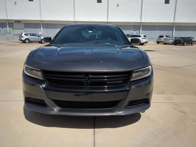 Used 2020 Dodge Charger SXT w/ Blacktop Package RWD image 2