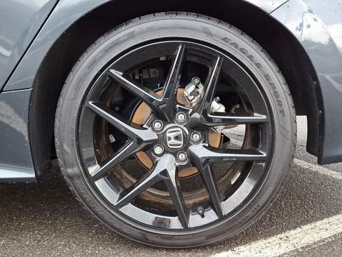 Certified 2024 Honda Civic Sport image 9