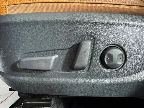 Used 2025 Kia Soul EX FWD image 31