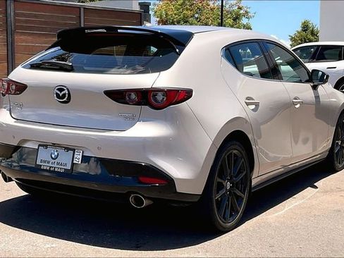 Used 2023 MAZDA MAZDA3 Hatchback w/Premium Plus Pkg AWD/4WD image 12