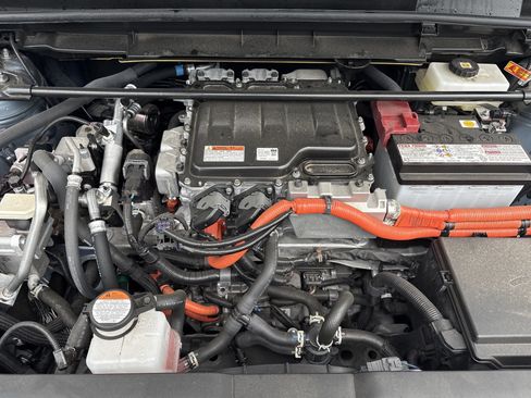 Used 2023 Lexus RZ 450e Premium AWD/4WD image 34
