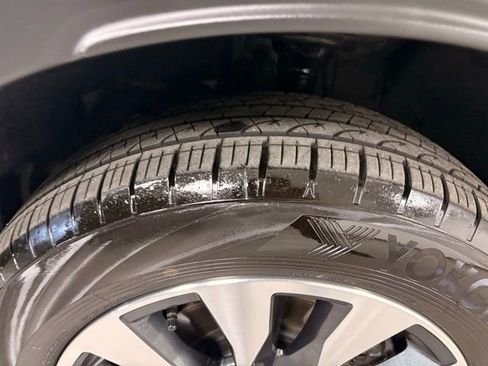 Used 2024 Subaru Outback Touring XT AWD/4WD image 11